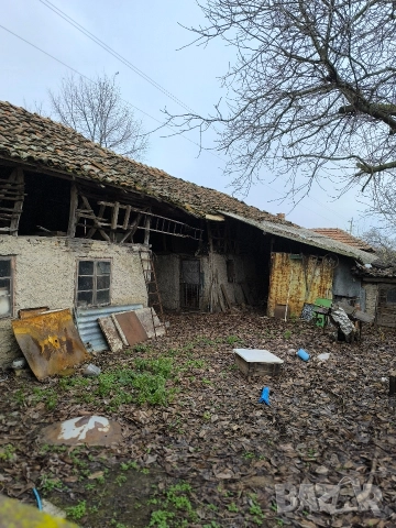 Продавам здрава двуетажна тухлена къща в село Дянково, снимка 12 - Къщи - 52822497