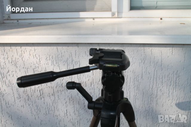 Трипод за фотоапарат/камера ''Hama STAR 61'', снимка 14 - Чанти, стативи, аксесоари - 45421831