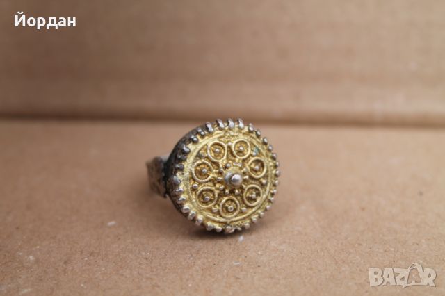 Възрожденски сребърен пръстен, снимка 2 - Антикварни и старинни предмети - 45683647
