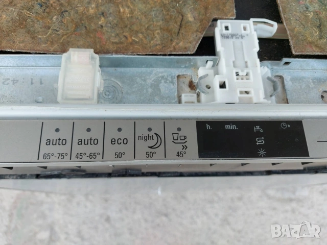 Съдомиялна Siemens 60см Цена 230евро За пълно вграждане , снимка 2 - Съдомиялни - 53908663