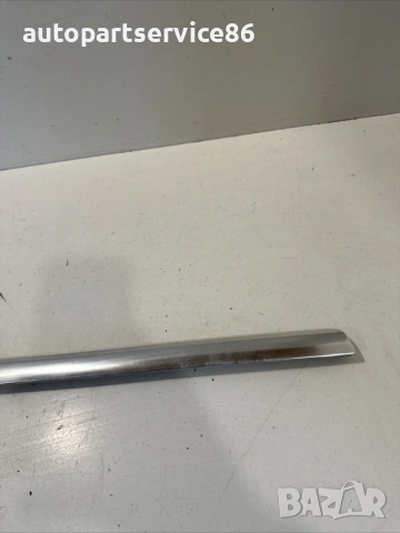 Лява задна облицовка/листова лайсна за стъкло хром за Volvo V70 2.0 TDI (2012) , снимка 3 - Части - 54020977