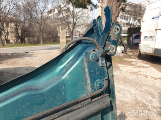 Peugeot Partner Citroen Berlingo преден капак цвят KRZD, снимка 5 - Части - 53986539