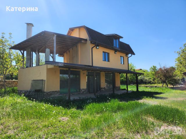 Продажба на 2 къщи в един двор село Карлуково, снимка 6 - Къщи - 45280949