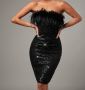 Официална черна рокля с пайети и пера, снимка 1 - Рокли - 45255972