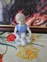 Порцеланова фигура Момиченце с коте, снимка 1