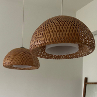 Плетена лампа от бамбук, снимка 2 - Лампи за таван - 44993035