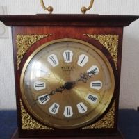 Стари настолни часовници, дървени масивни, електромеханични., снимка 2 - Антикварни и старинни предмети - 40696059