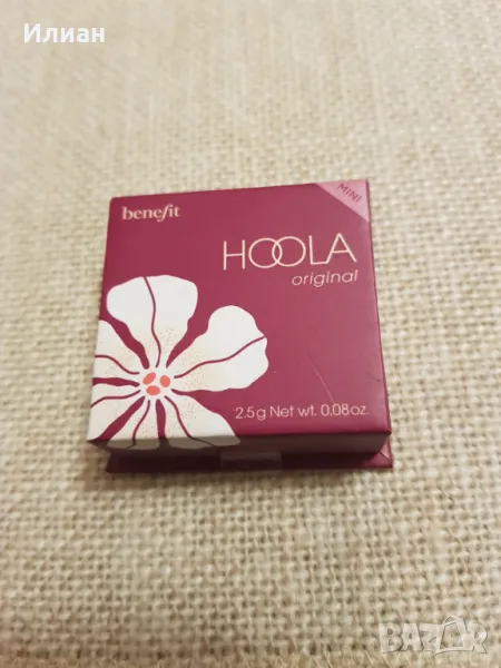 Руж  Hoola benefit  матов бронзант , снимка 1