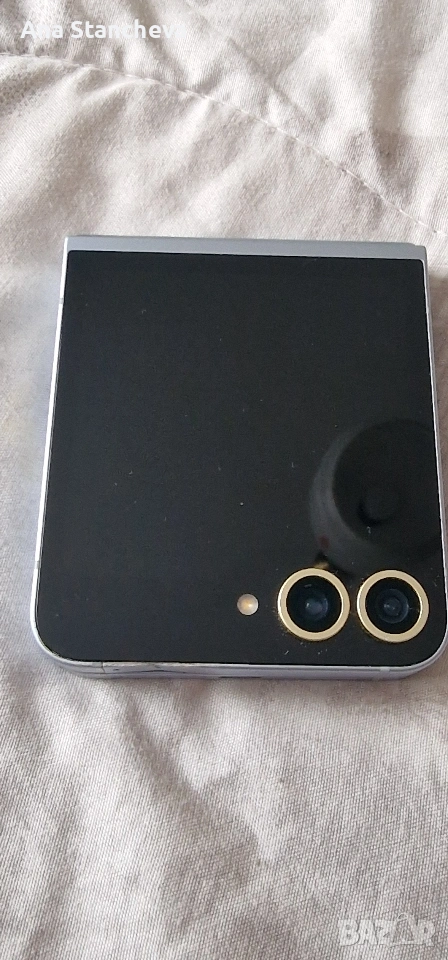 Телефон Samsung flip 6/за части/, снимка 1