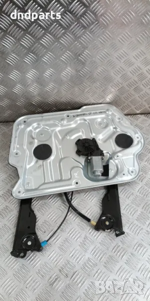 Стъклоповдигач Nissan Qashqai 2012г.(преден десен)	, снимка 1