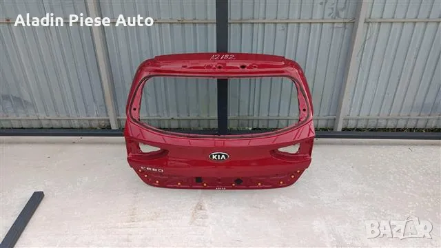 Задна врата Kia Ceed година 2018 2019 2020 2021 2022 2023 , снимка 1