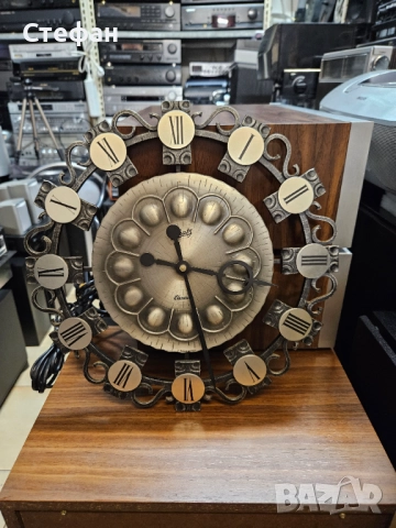 Винтидж стенен часовник със звездовиден дизайн от средата на века, стенен часовник MCM със сребърни 