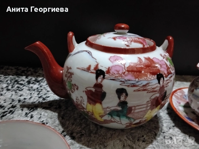 Японски порцеланов сервиз ръчна изработка , снимка 3 - Антикварни и старинни предмети - 53941802