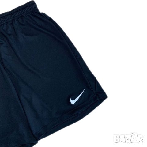 Оригинални мъжки къси панталони Nike | L размер, снимка 3 - Къси панталони - 45912130