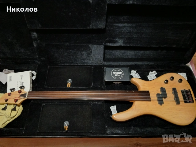 Бас китара фретлес Stagg, снимка 1