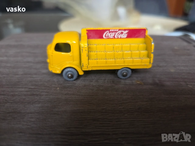 Английски мачбокс-от първите