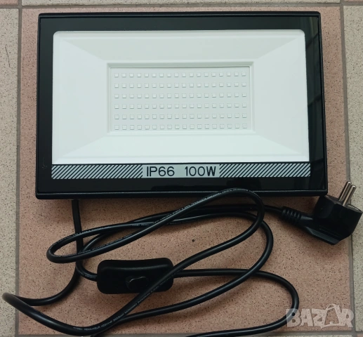 Прожектор UV LED 100W водоустойчив с 1,8 m кабел , снимка 2 - Лед осветление - 54149729
