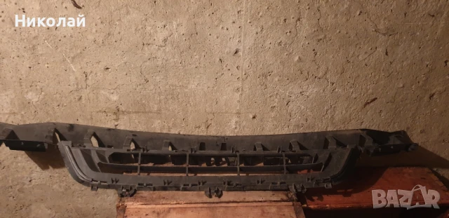 Въздухозаборна решетка броня за BMW i3 , снимка 2 - Части - 50920143