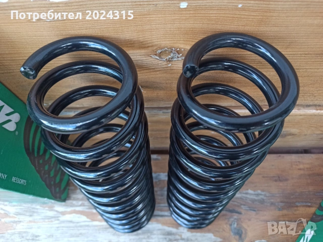 KYB Задни пружини Хюндай ix 35 KIA Sportage, снимка 3 - Части - 53921922