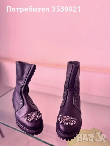 Чисто нови дизайнерски обувки от естествена кожа с камъни , снимка 5 - Дамски боти - 52774491