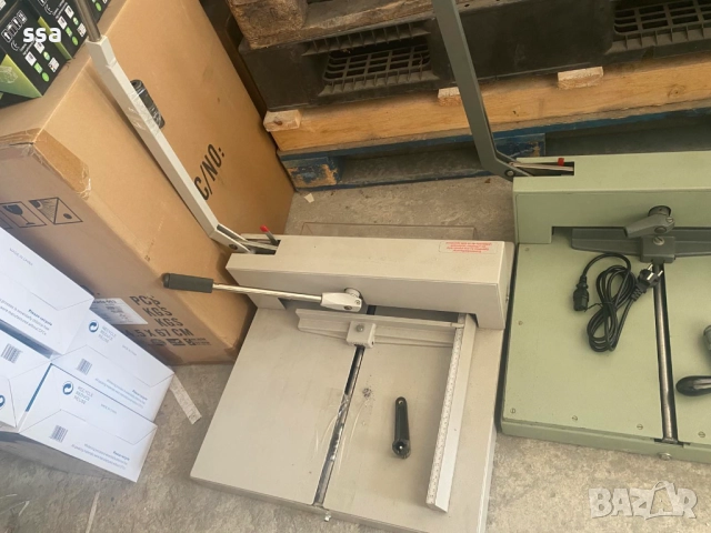 Kниговезки нож / гилотина за хартия / IDEAL, снимка 3 - Други машини и части - 52735521