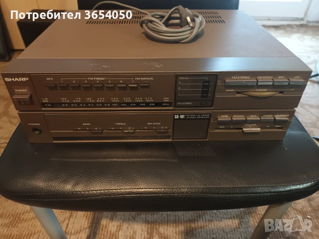 Усилвател - тунер FM STEREO в перфектно състояние