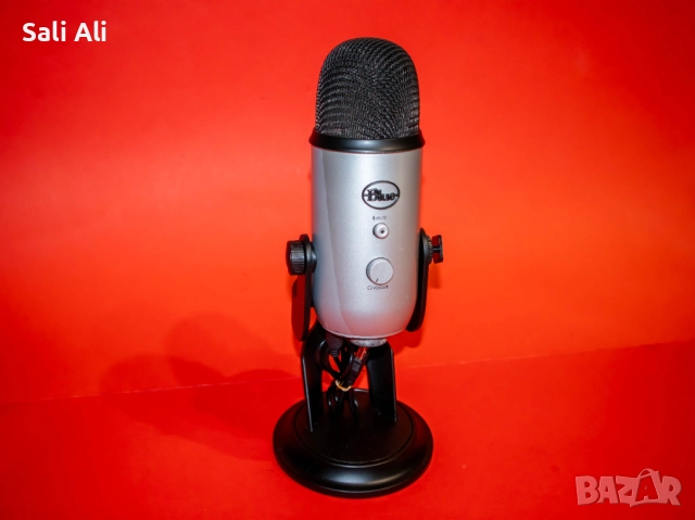 Кондензаторен микрофон Blue Yeti USB за стрийм, подкаст записи гейминг