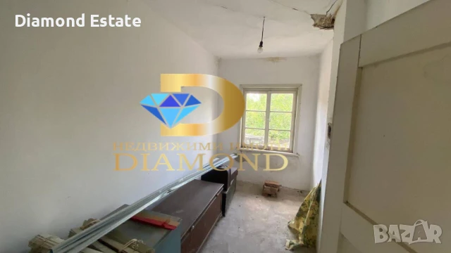 Двуетажна къща в село Бяло поле, обл. Стара Загора, снимка 12 - Къщи - 51285697