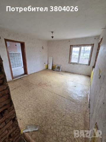 Продава се просторна къща с огромен двор 2800 кв.м, снимка 6 - Къщи - 53622066