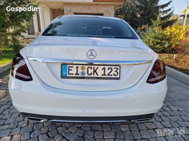Mercedes-Benz C 300 2.0i Airmatic, снимка 6 - Автомобили и джипове - 52488734
