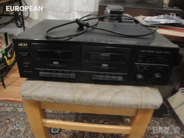 Продавам касетен дек АКАЙ за части