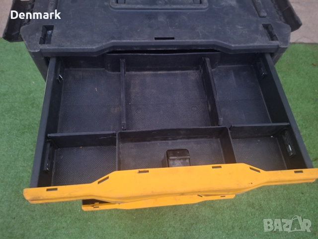 Пластмасов куфари с колелца, снимка 5 - Други инструменти - 52665795