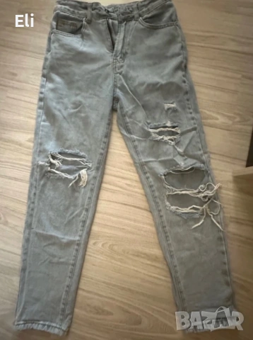 Скъсани стилни дънки