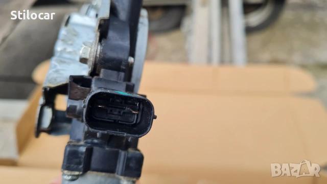 Стъклоповдигач/машинка стъкло/Honda Jazz 08-13г предна дясна, снимка 4 - Части - 53634262