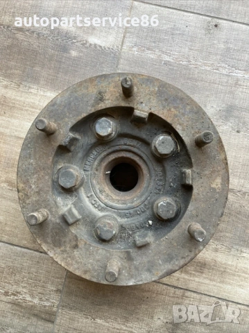 Предна главина с двойни колела за Mercedes Sprinter 412/411/413/416 9043340045, снимка 2 - Части - 53962576