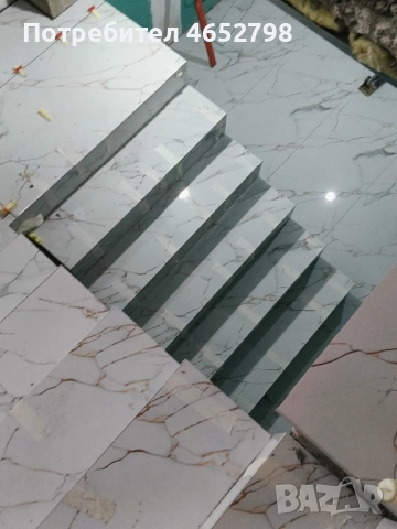 Лепене на фаянс, включващо подготовка на основата и полагане на лепило, снимка 14 - Строителни работници - 52523065