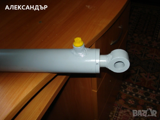 хидравличен цилиндър Ф40, снимка 3 - Други машини и части - 53937385