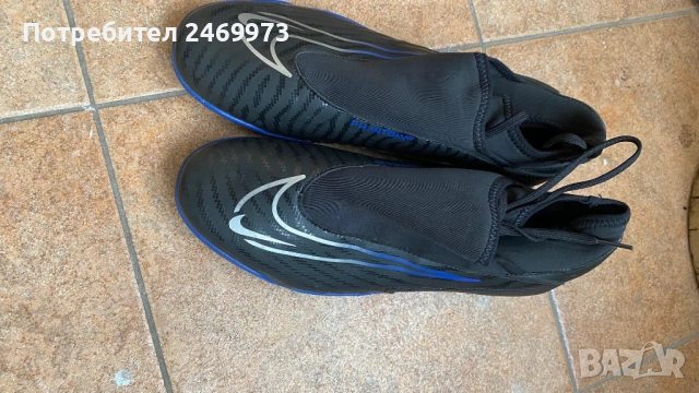Nike Phantom 44,5, снимка 3 - Маратонки - 53947941