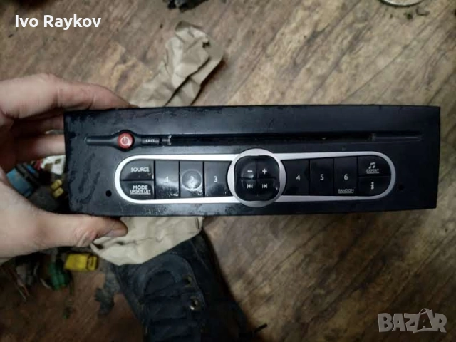 Радио CD Renault Laguna II 2.0 DCI 8200533617C , 2008г