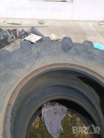 Гуми за багер , снимка 2 - Индустриална техника - 54170170