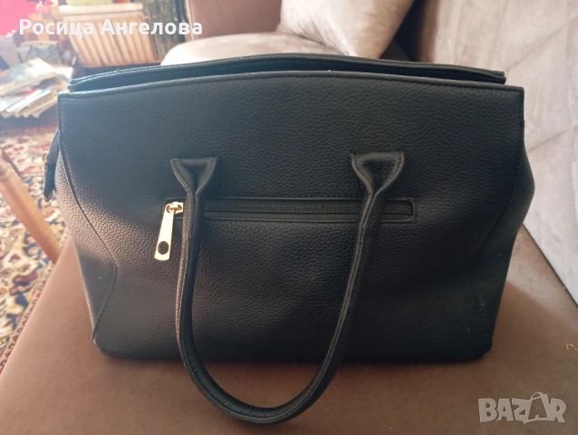 Нова дамска чанта закупена от Лисабон , снимка 3 - Чанти - 51728845