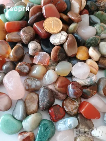 500 гр.полускъпоценни камъни