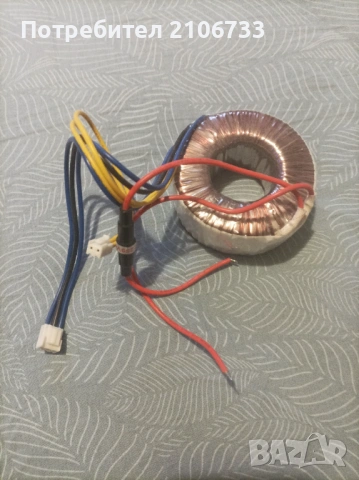 Мрежов трнсформатор, снимка 2 - Мрежови адаптери - 53607307