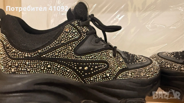 Обувки с камъни Stevе Madden 40номер, снимка 2 - Дамски ежедневни обувки - 52900590