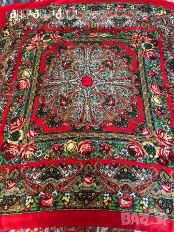 Голям руски вълнен шал НОВ с ЕТикет , снимка 4 - Шалове - 52802177