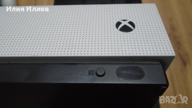 XBOX ONE S, снимка 8 - Xbox конзоли - 54167450