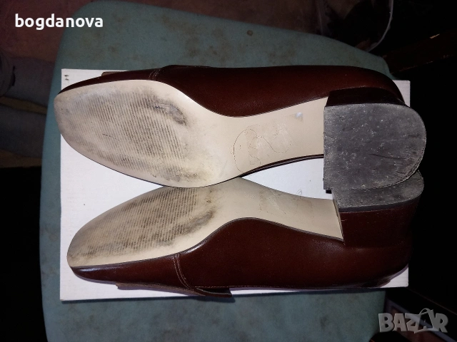 Next елегантни затворени обувки с нисък удобен ток от кожа, снимка 5 - Дамски елегантни обувки - 53986454