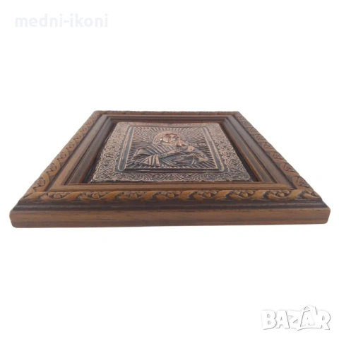 МЕДНА ИКОНА СВЕТА БОГОРОДИЦА С ДЪРВОРЕЗБОВАНА РАМКА, снимка 3 - Икони - 53709900