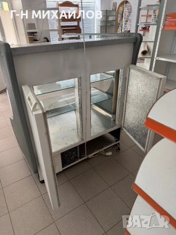 Витрина за торти, снимка 3 - Витрини - 53729885