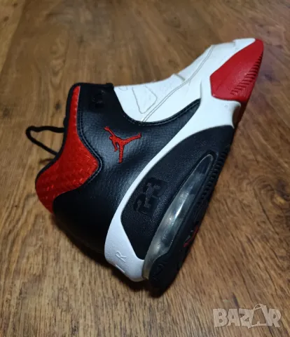 NiKE AiR Jordan 41номер, снимка 3 - Маратонки - 49353691